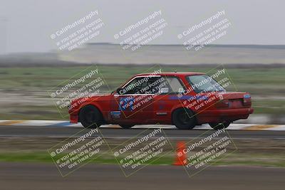 media/Jan-18-2026-CalClub SCCA (Sun) [[8bc6468723]]/Group 3 Race/Turn 1/